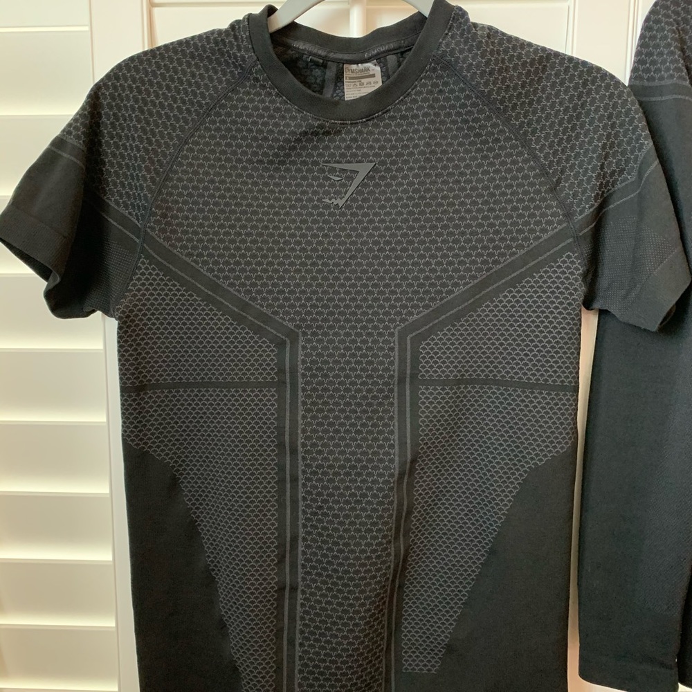 Gymshark Onyx Imperial Shirt V3